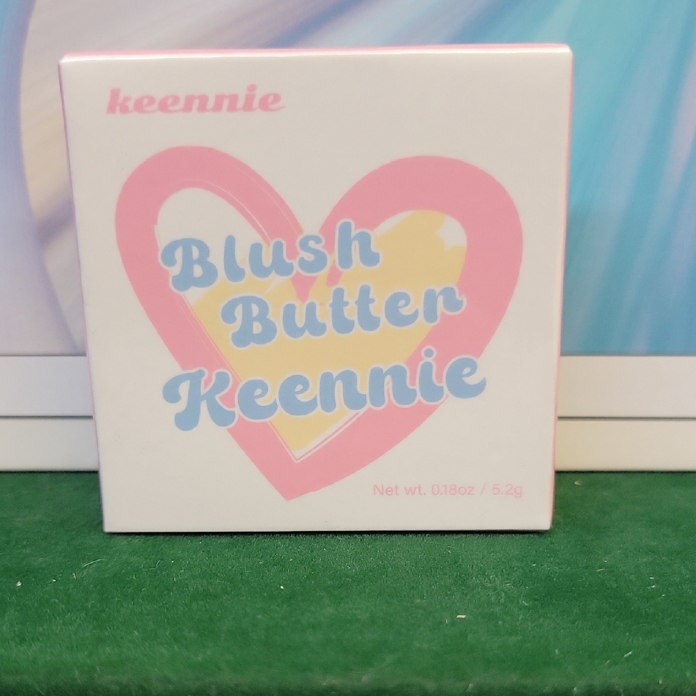 Keenie Blush Butter 5.2g New Sealed Box B03 Donut